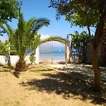 Aristidis Holiday home *